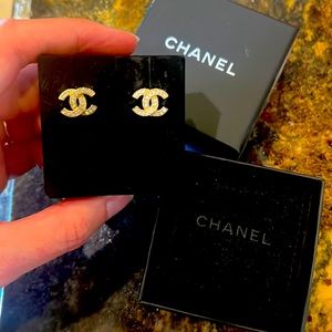 Chanel STUDS